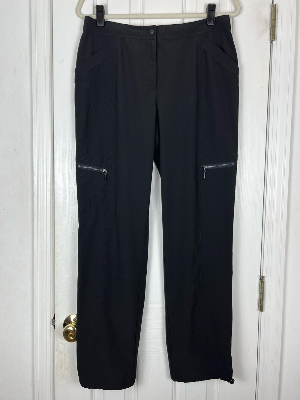 Chico’s Zenergy Sporty Activewear Black Cargo Pants Athleisure Outdoors